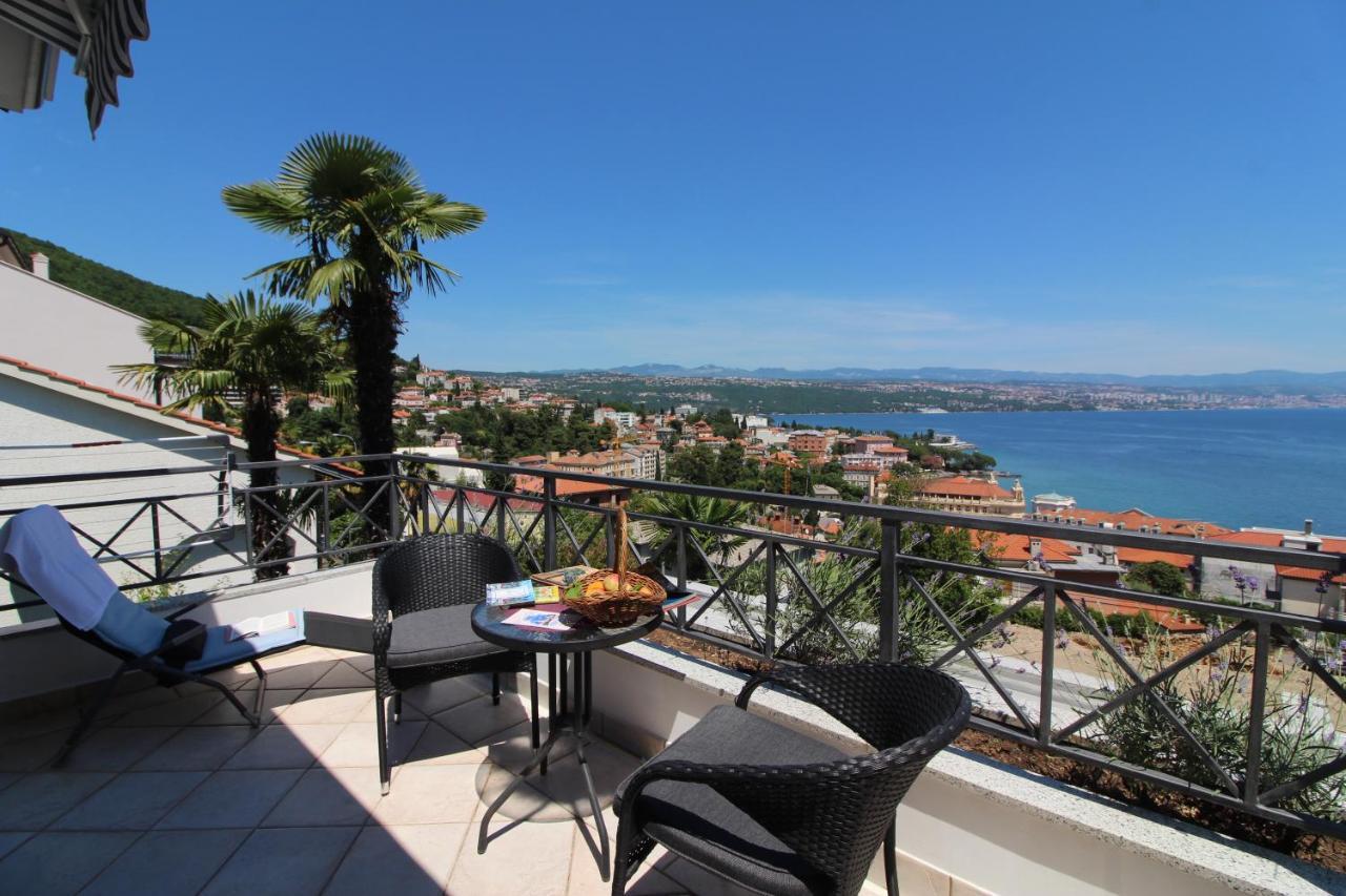 Apartments Seccareccia Opatija Exterior photo